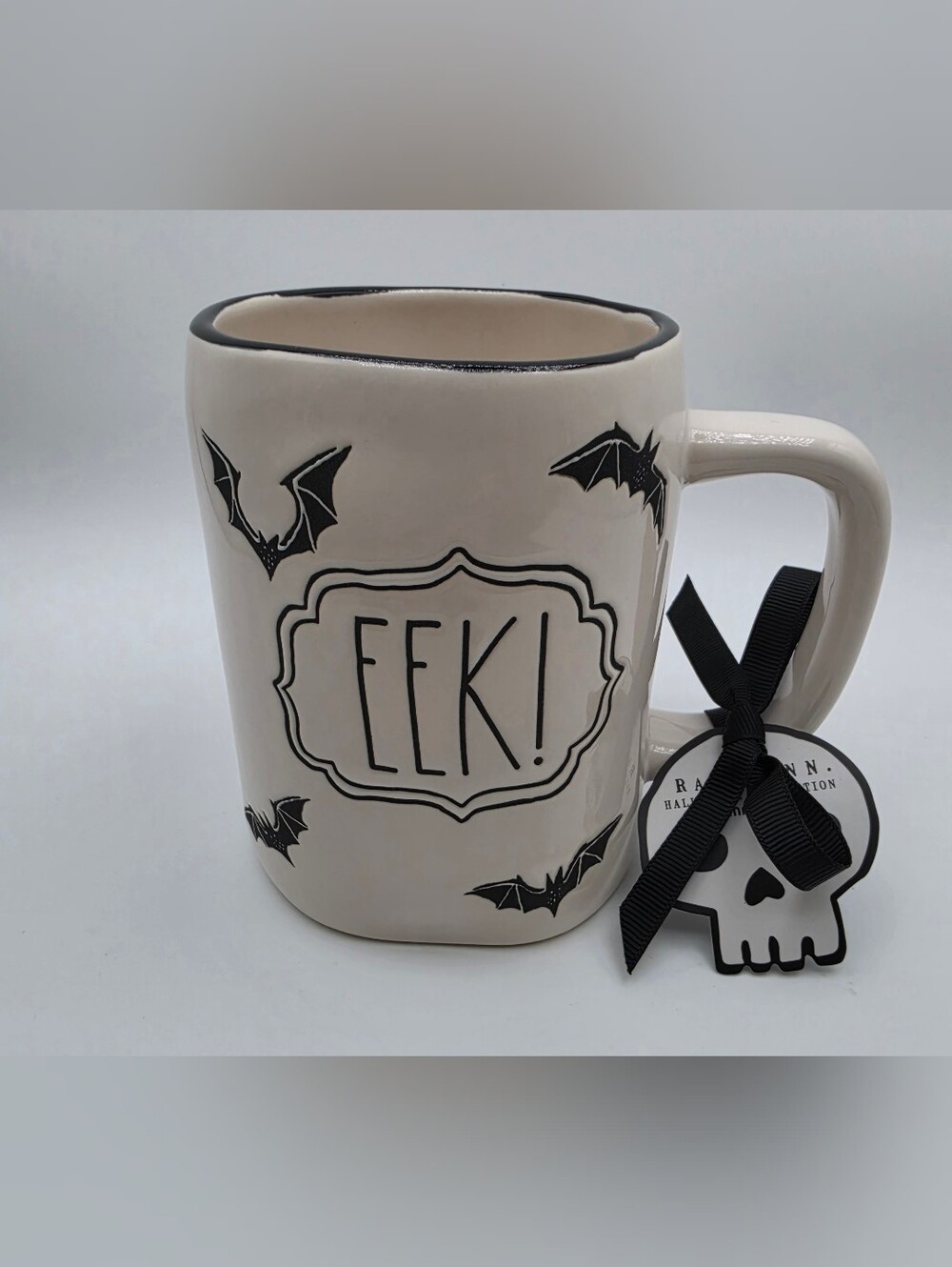 Rae Dunn Black and Cream 'EEK!' Halloween Mug